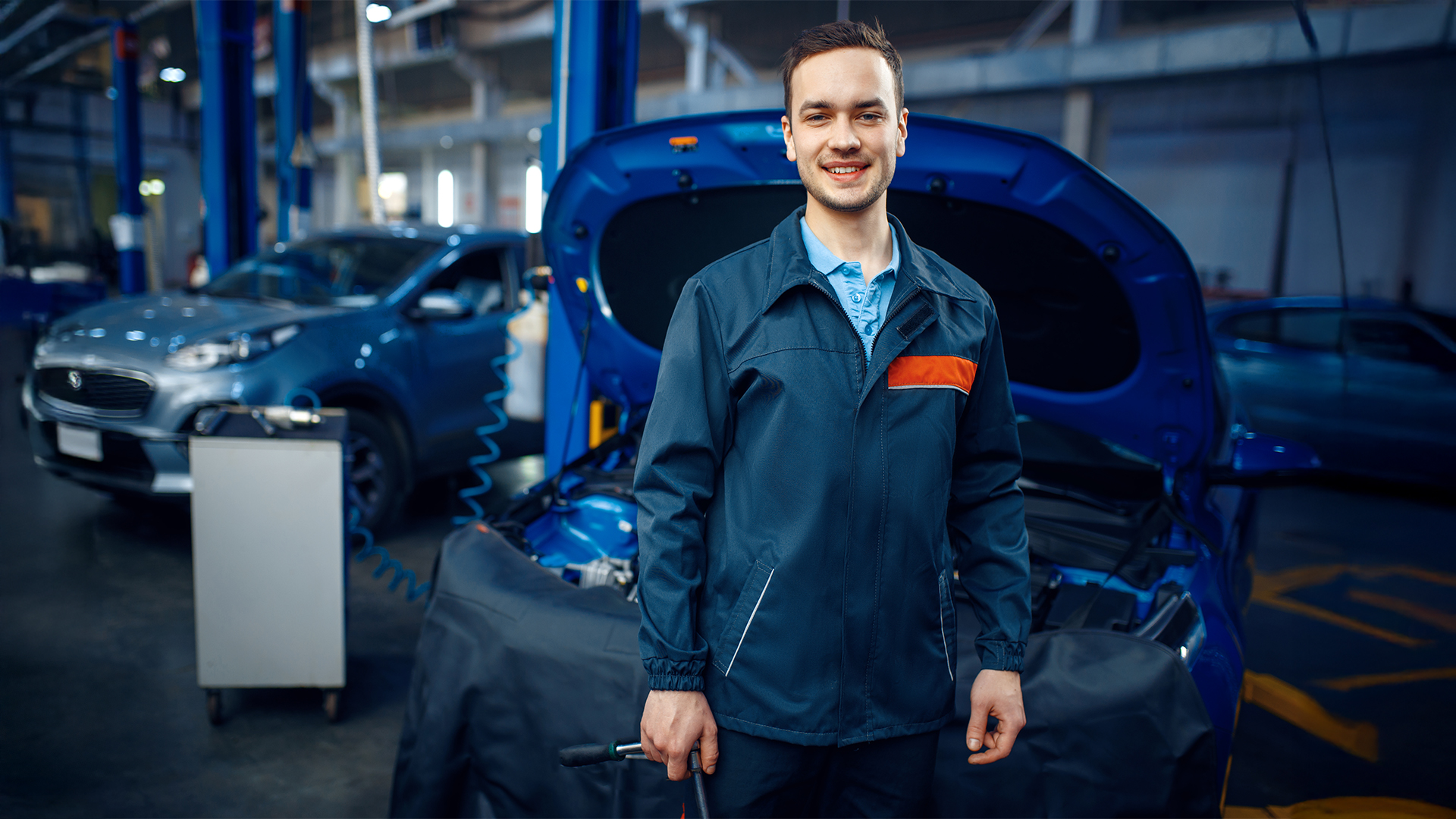 Uniformes para industria automotriz: requisitos clave para seguridad, eficiencia y personalización industrial 3 uniformes para industria automotriz